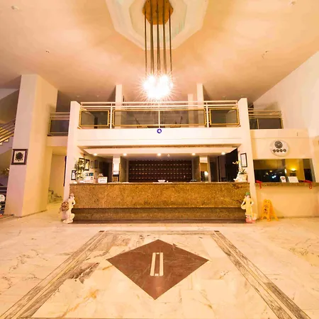 Hotel Tuntas Altinkum 3*