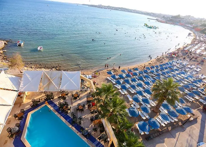 호텔 Tuntas Altinkum 3*