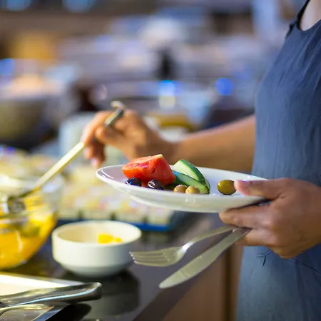 Hotell Tuntas Altinkum 3*