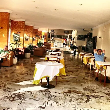 Tuntas Altinkum Hotell 3*