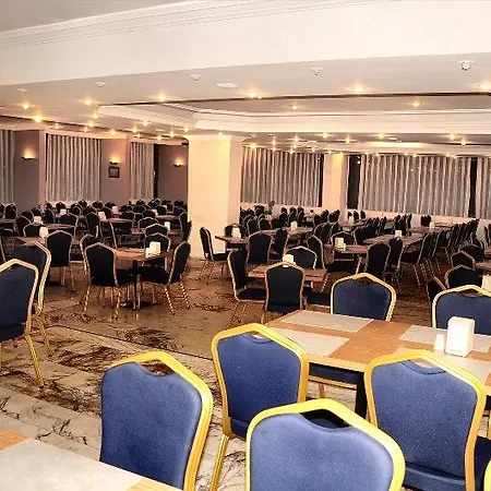 Tuntas Altinkum Hotell