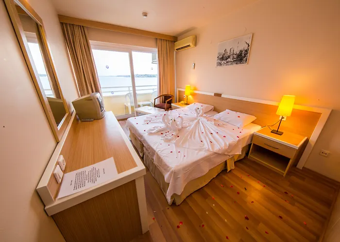 Tuntas Altinkum Hotel Didim