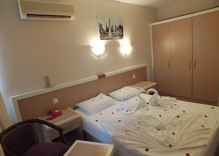 Tuntas Altinkum Hotel Didim